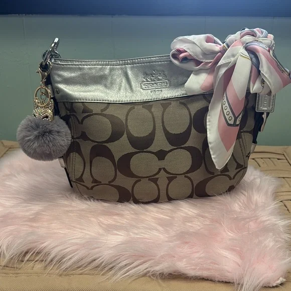 Coach Brown and Silver Shoulder Bag Vintage Y2K - Picture 2 of 10